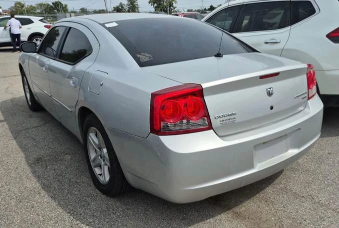 2010 Dodge Charger 6th Gen - Image 3 of 5