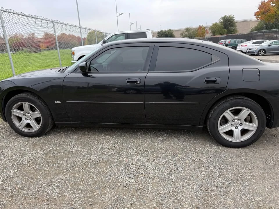 2010 Dodge Charger 6th Gen - Image 5 of 8