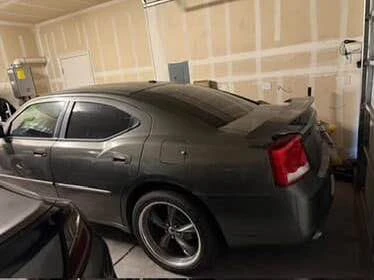 2010 Dodge Charger 6th Gen - Image 2 of 3