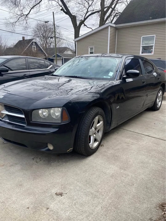 2010 Dodge Charger 6th Gen - Image 3 of 5
