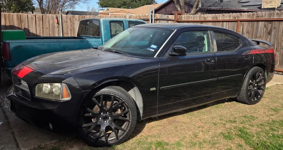 2010 Dodge Charger 6th Gen - Image 5 of 5