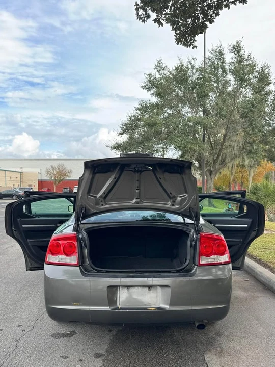 2010 Dodge Charger 6th Gen - Image 8 of 16