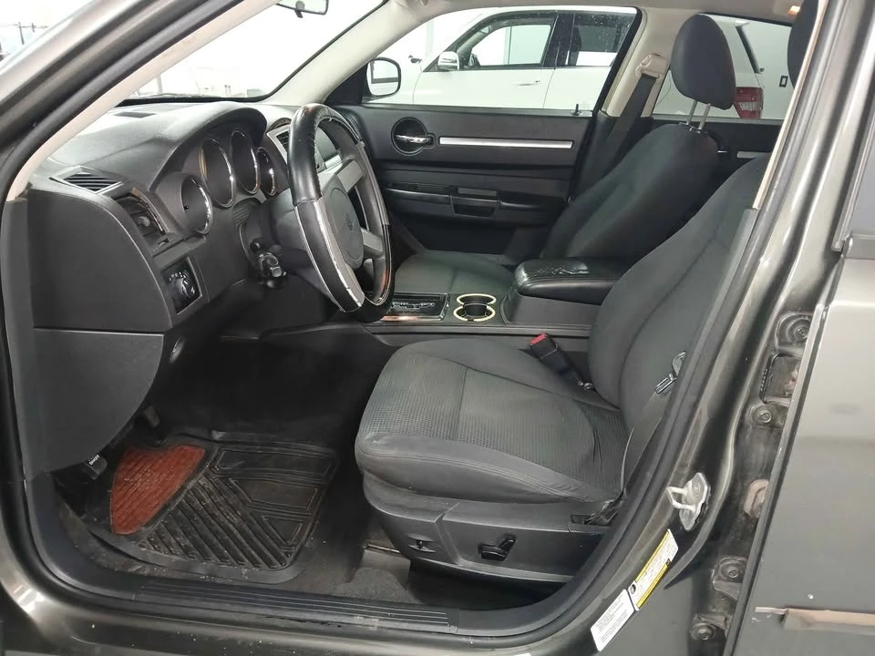 2010 Dodge Charger 6th Gen - Image 7 of 10