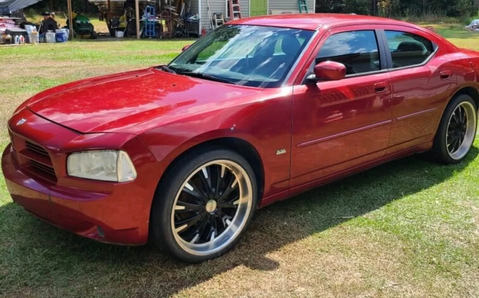 2010 Dodge Charger 6th Gen - Image 3 of 5