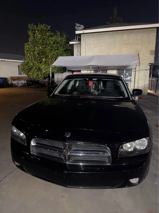 2010 Dodge Charger 6th Gen - Image 3 of 5