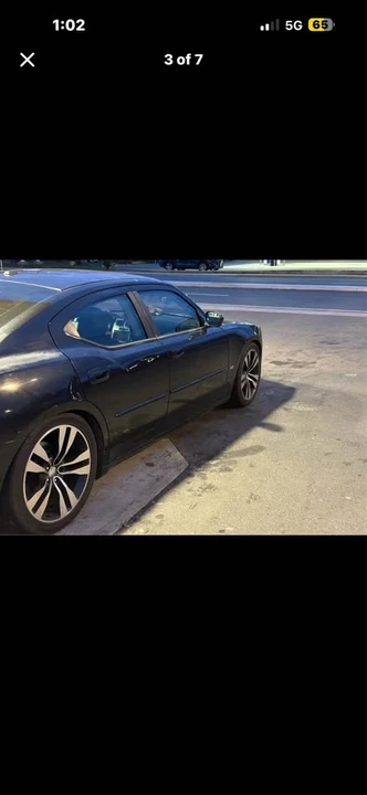 2010 Dodge Charger 6th Gen - Image 3 of 7