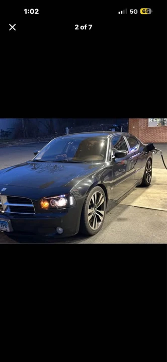 2010 Dodge Charger 6th Gen - Image 2 of 7