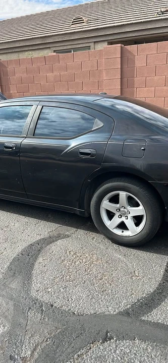 2010 Dodge Charger 6th Gen - Image 3 of 8