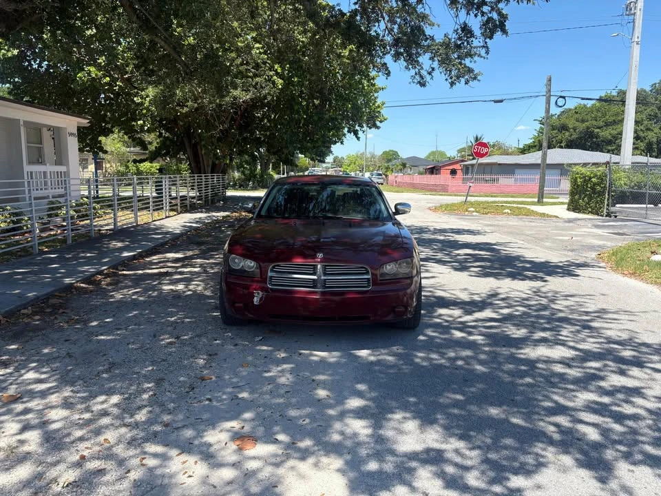 2010 Dodge Charger 6th Gen - Image 2 of 10