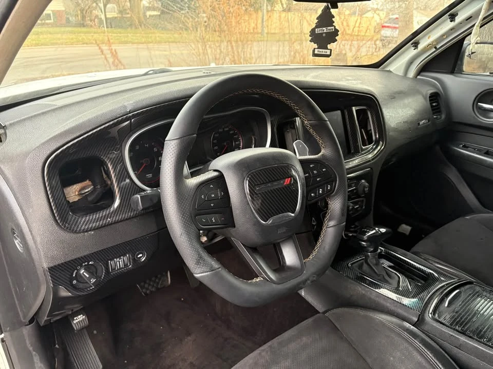 2010 Dodge Charger 6th Gen - Image 9 of 12