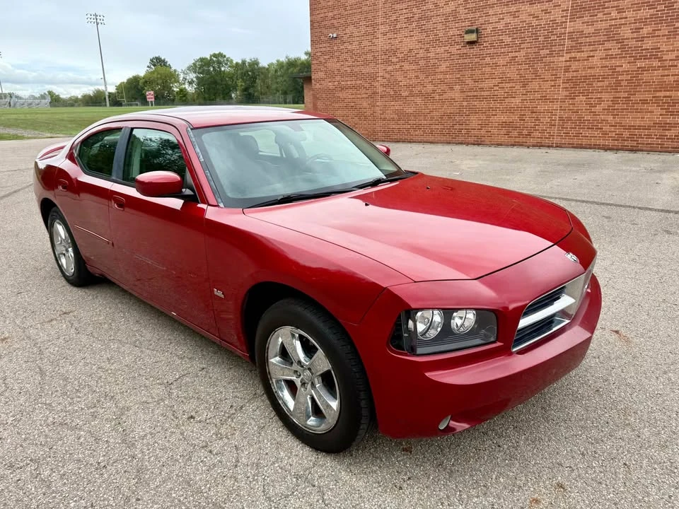 2010 Dodge Charger 6th Gen - Image 2 of 16