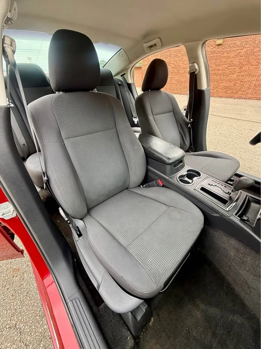 2010 Dodge Charger 6th Gen - Image 15 of 16