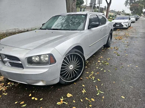 2010 Dodge Charger Sedan