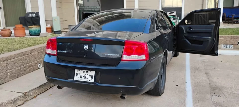2010 Dodge Charger 6th Gen - Image 6 of 6