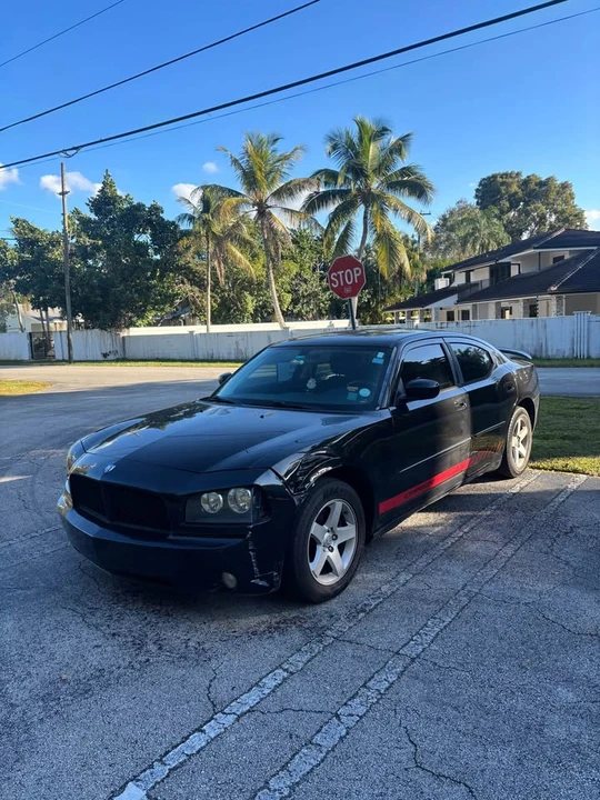 2010 Dodge Charger 6th Gen - Image 5 of 16