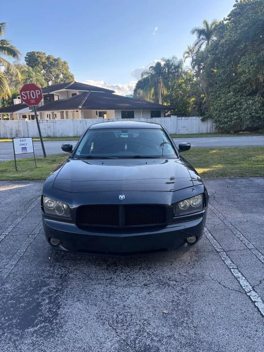 2010 Dodge Charger 6th Gen - Image 2 of 16