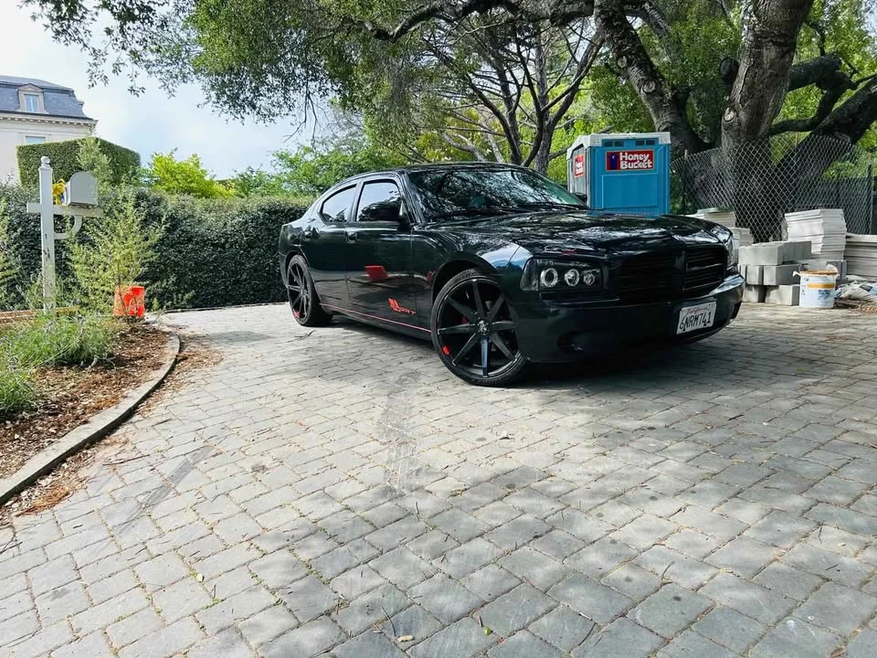 2010 Dodge Charger 6th Gen - Image 3 of 6
