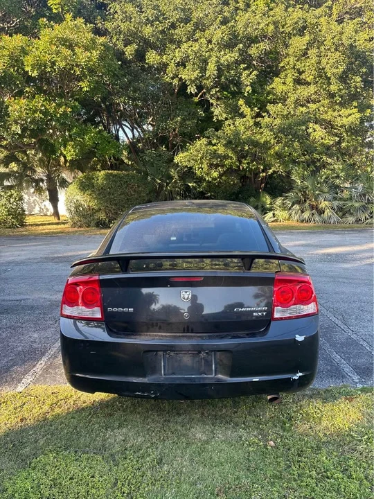 2010 Dodge Charger 6th Gen - Image 7 of 16