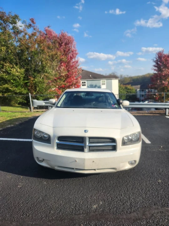 2010 Dodge Charger 6th Gen - Image 3 of 15