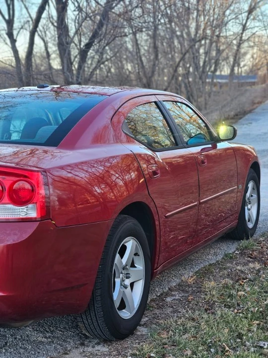2010 Dodge Charger 6th Gen - Image 4 of 7