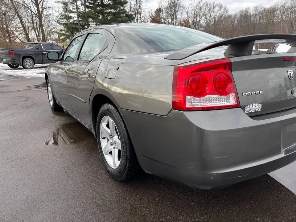 2010 Dodge Charger 6th Gen - Image 9 of 19