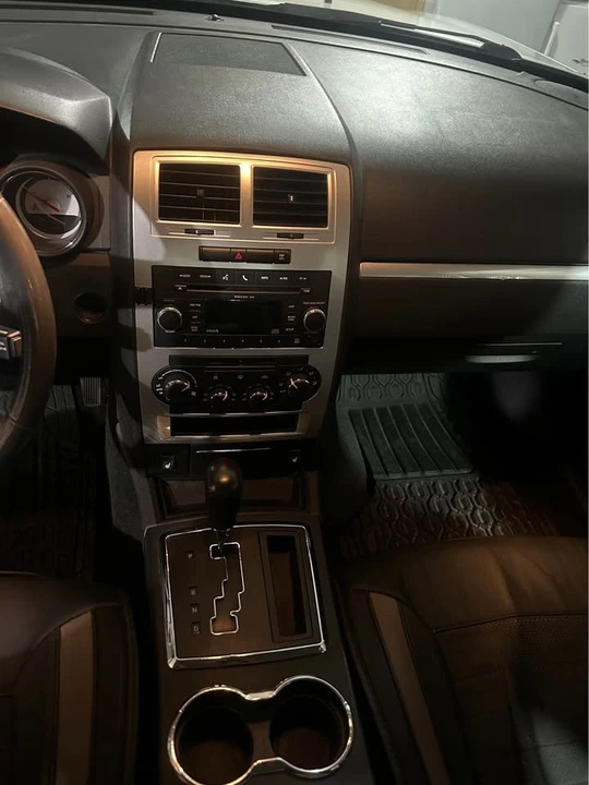 2010 Dodge Charger - Image 6 of 13