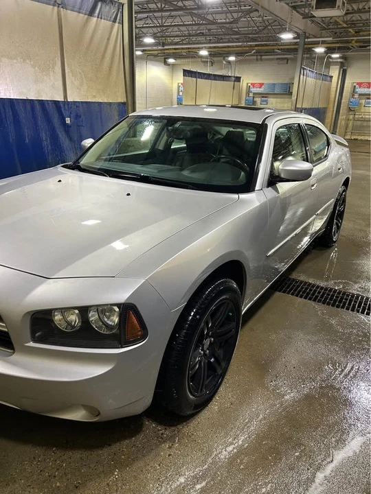 2010 Dodge Charger - Image 2 of 13
