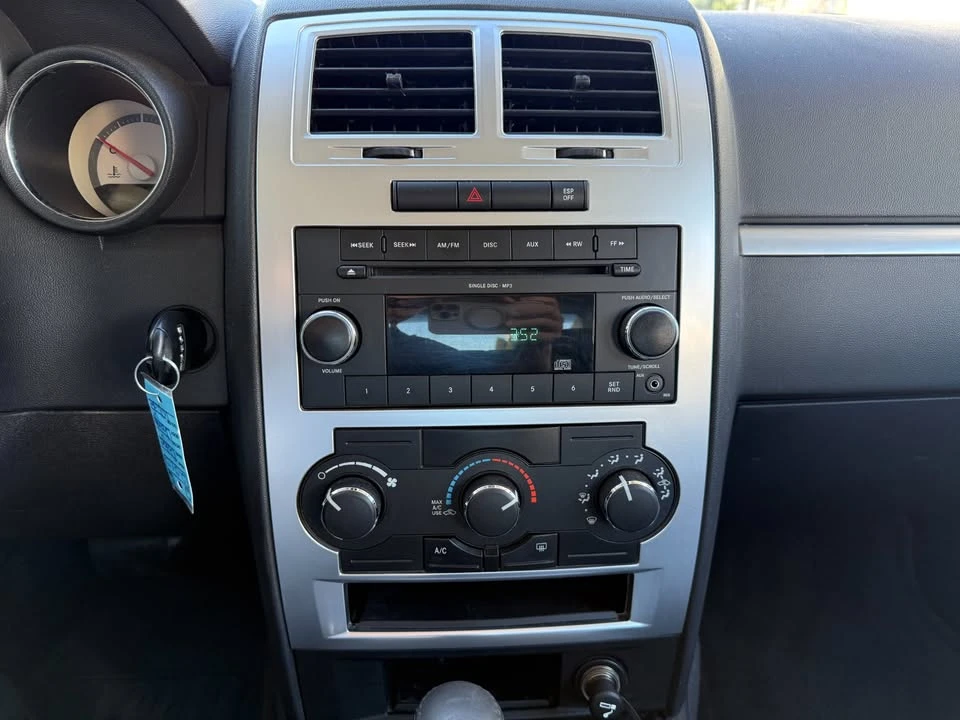 2010 Dodge Charger 6th Gen - Image 16 of 18