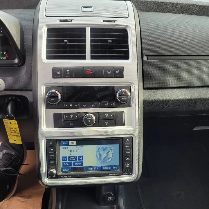 2010 Dodge Journey - Image 13 of 17