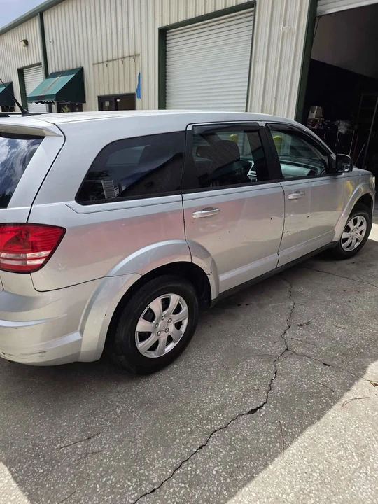 2010 Dodge Journey - Image 5 of 10