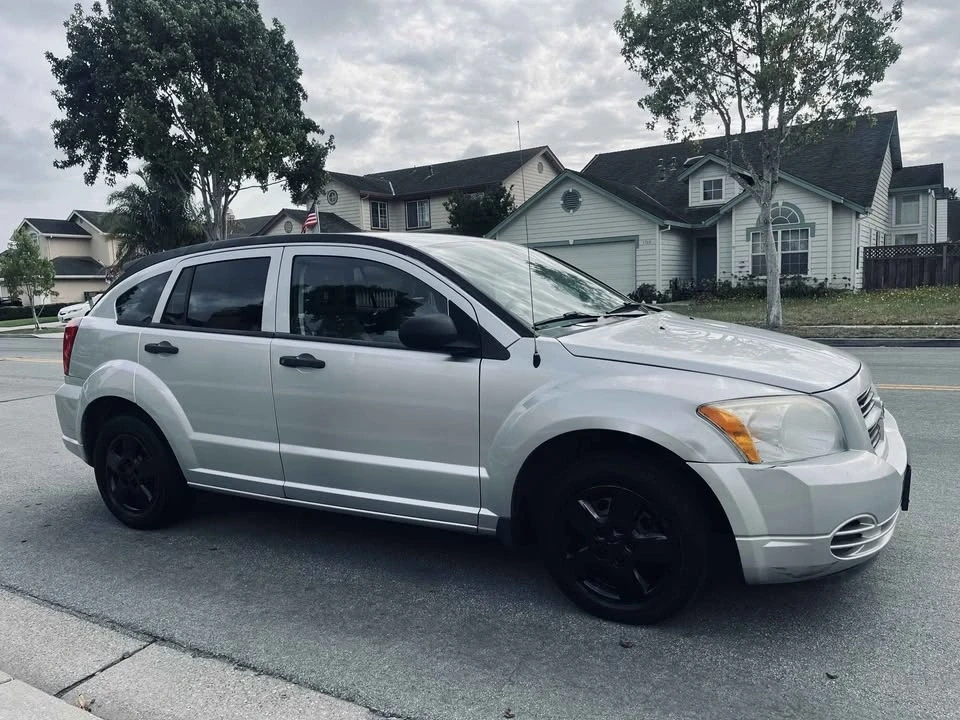 2010 Dodge Journey - Image 2 of 3