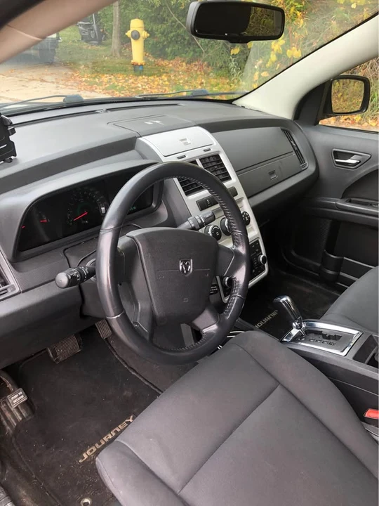 2010 Dodge Journey - Image 7 of 9