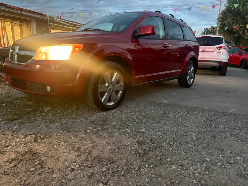 2010 Dodge Journey - Image 2 of 8
