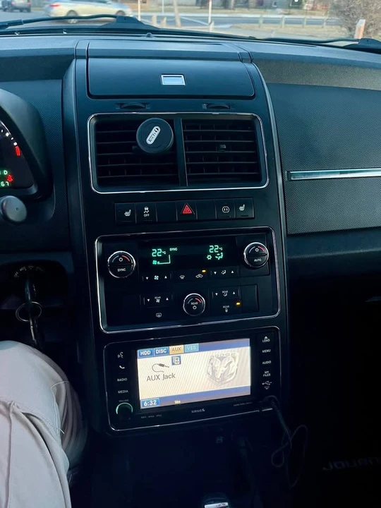 2010 Dodge Journey - Image 19 of 20