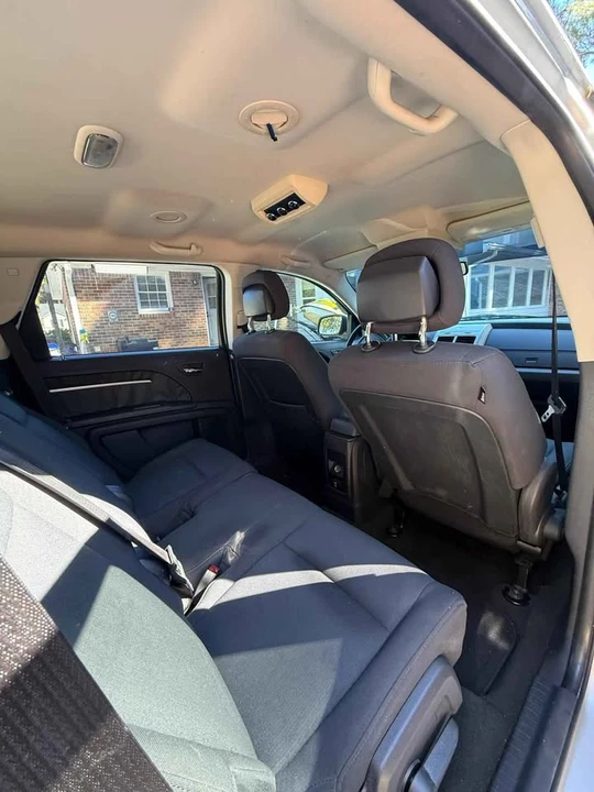 2010 Dodge Journey - Image 2 of 9