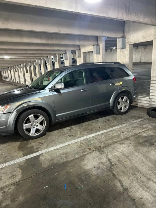 2010 Dodge Journey - Image 2 of 11