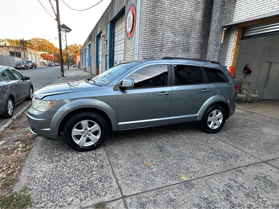 2010 Dodge Journey - Image 3 of 11