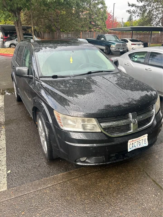 2010 Dodge Journey - Image 2 of 4