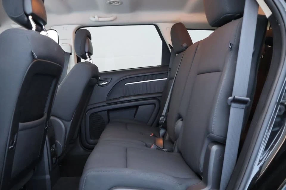 2010 Dodge Journey - Image 16 of 19