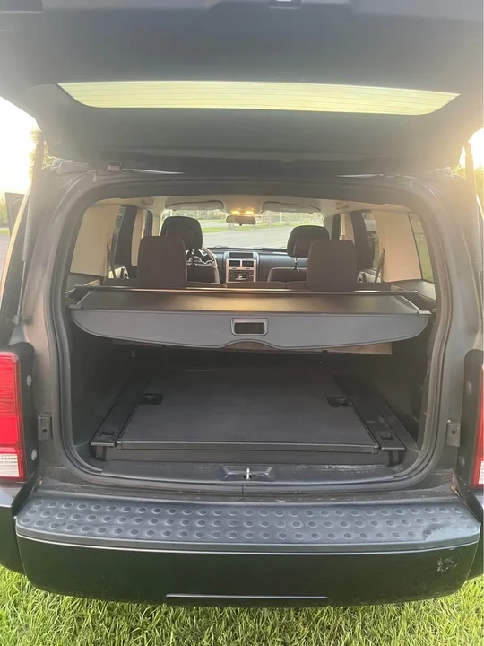 2010 Dodge Nitro - Image 9 of 11