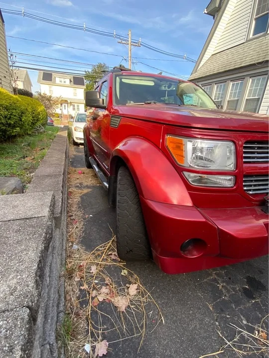 2010 Dodge Nitro - Image 2 of 8