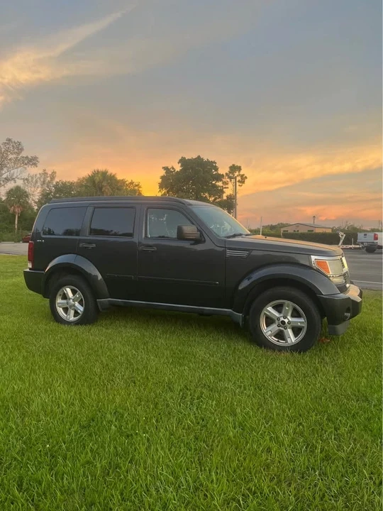 2010 Dodge Nitro - Image 3 of 11