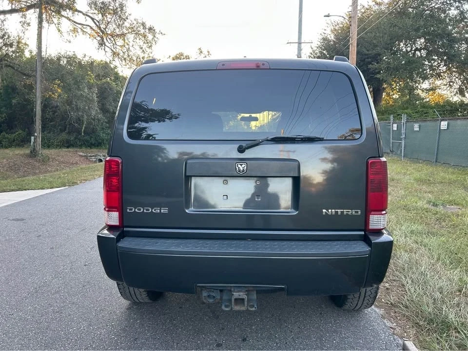 2010 Dodge Nitro - Image 6 of 10