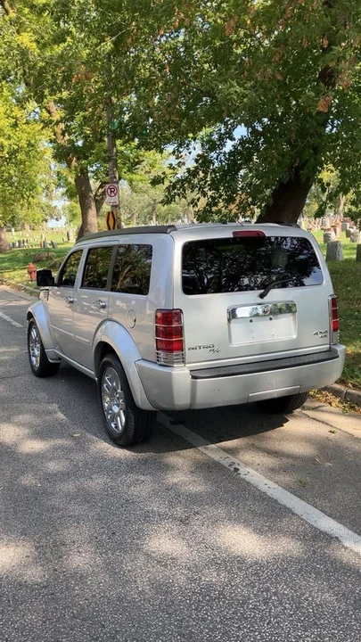 2010 Dodge Nitro - Image 3 of 7