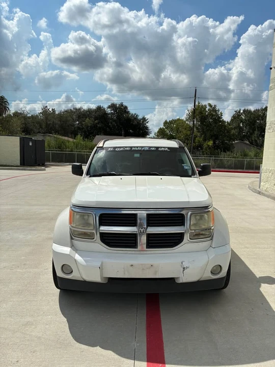 2010 Dodge Nitro - Image 5 of 8
