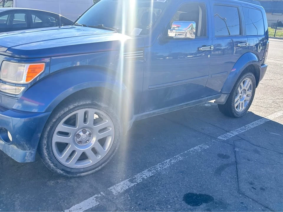 2010 Dodge Nitro - Image 2 of 5