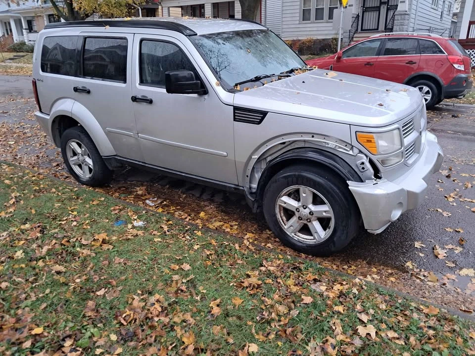 2010 Dodge Nitro - Image 2 of 12