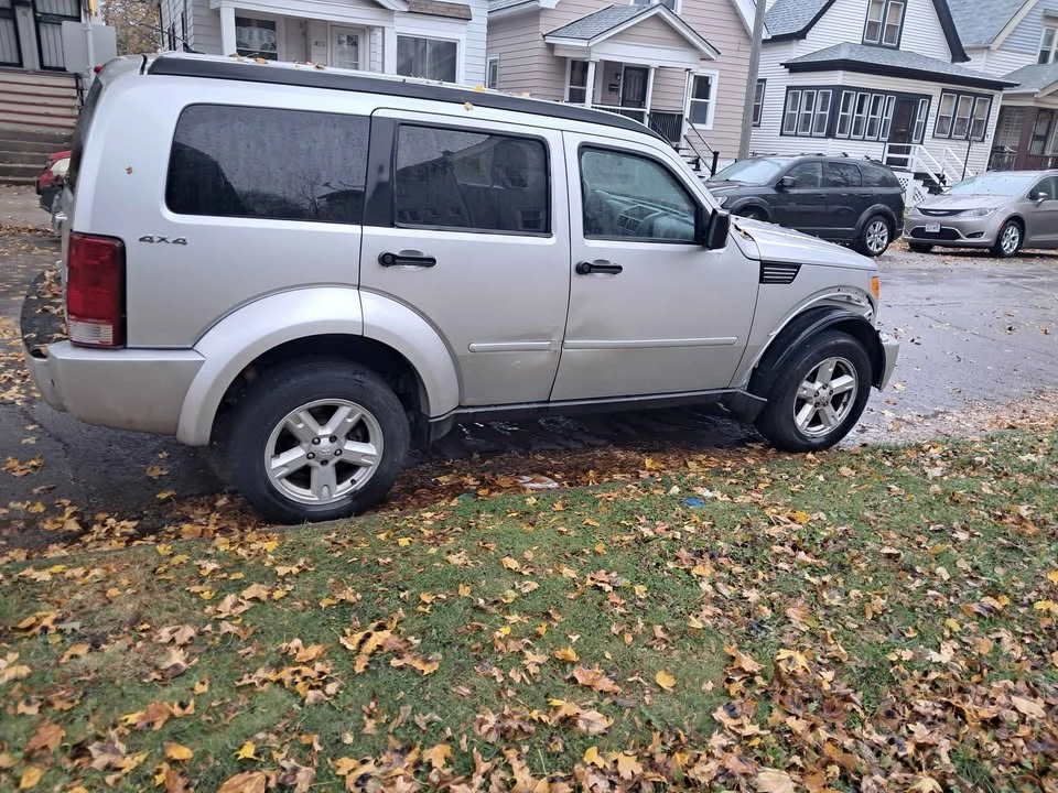 2010 Dodge Nitro - Image 6 of 12