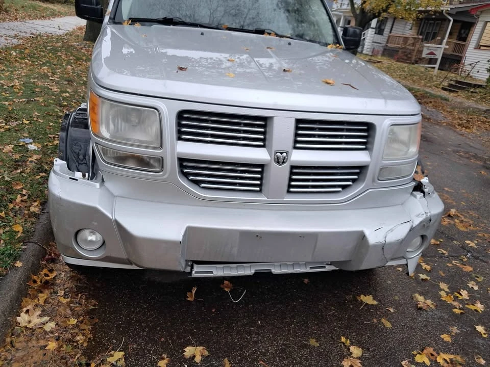 2010 Dodge Nitro - Image 5 of 12