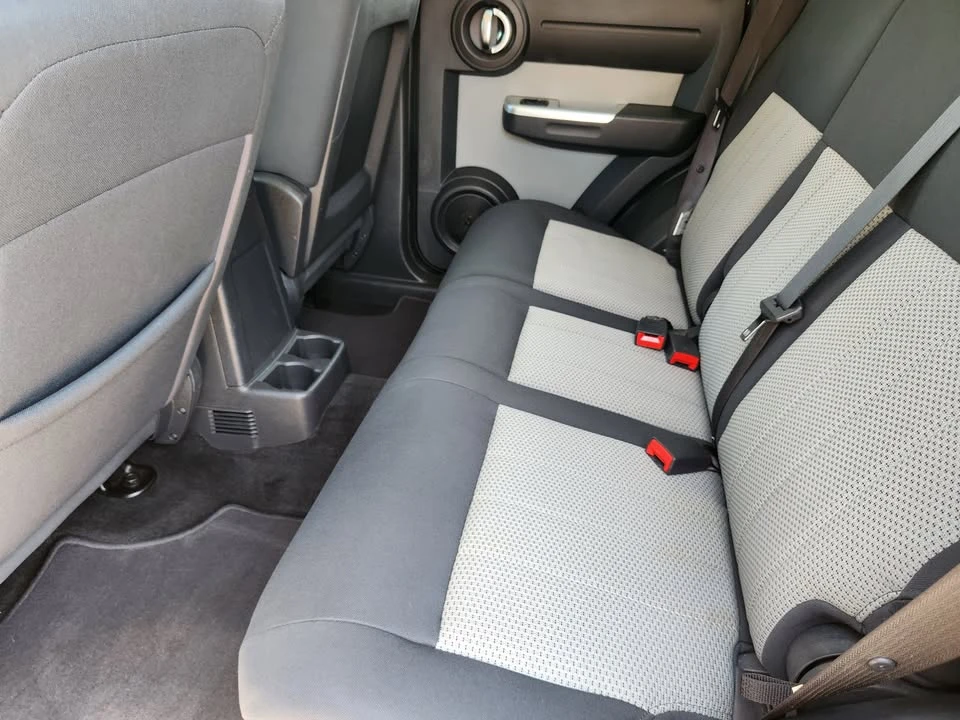2010 Dodge Nitro - Image 10 of 15
